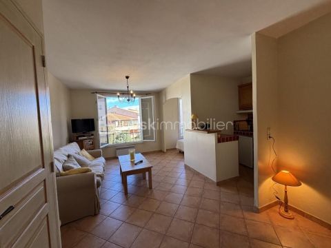A louer STUDIO  31 M2 BORD DE MER SAINT TROPEZ