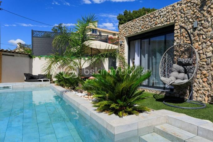 A louer MAISON  CONTEMPORAINE BORD DE MER LE CANNET