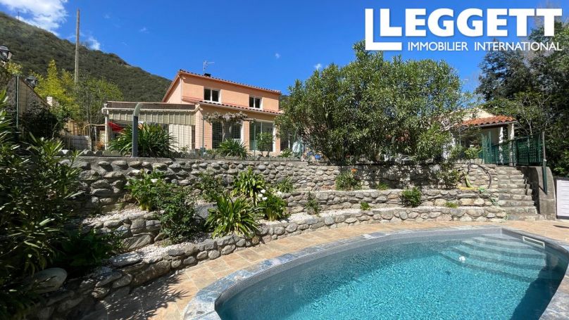 A vendre MAISON  7 PIECES 170 M2  ARLES SUR TECH