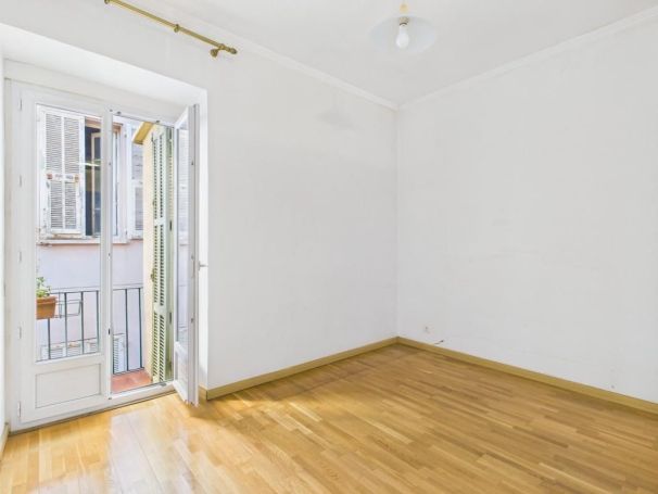 A louer APPARTEMENT T3 75 M2 BORD DE MER AJACCIO