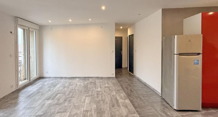 A louer APPARTEMENT T3 63 M2 BORD DE MER THEZAN LES BEZIERS