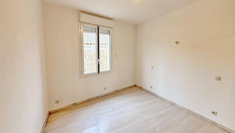 A louer APPARTEMENT T3 63 M2 BORD DE MER THEZAN LES BEZIERS