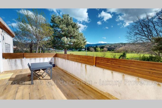 A vendre MAISON  4 PIECES 91 M2  TRETS