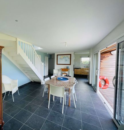 A vendre CHARMANTE  maison d'architecte 4 PIECES PLAGE A PIEDS LA FORET FOUESNANT