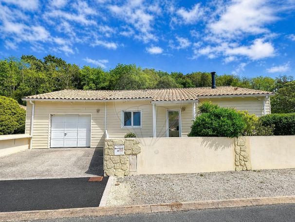 A louer MAISON  CONTEMPORAINE BORD DE MER LES MATHES
