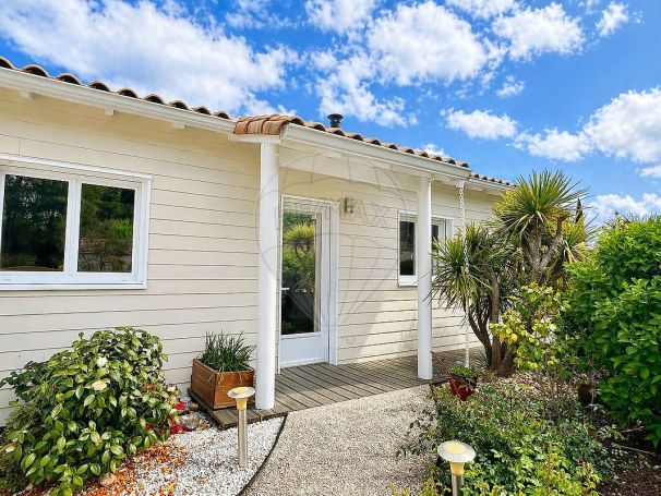 A louer MAISON  CONTEMPORAINE BORD DE MER LES MATHES