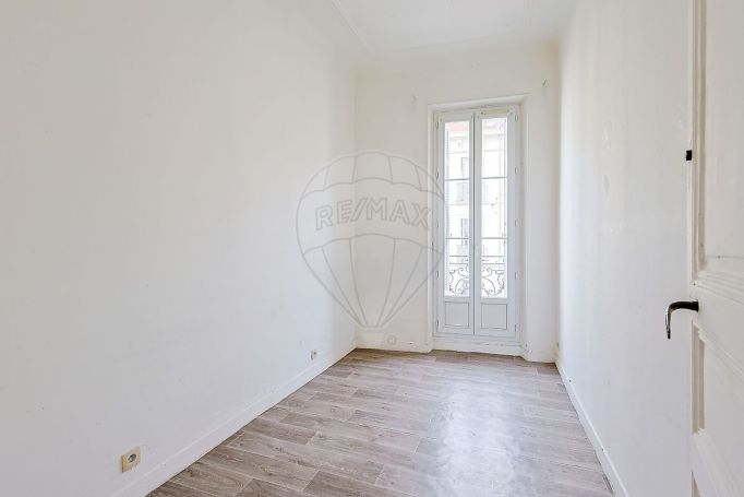 A louer APPARTEMENT DUPLEX T4 91 M2  MARSEILLE 4EME