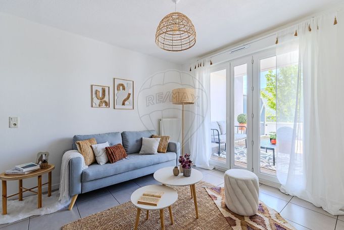 A louer APPARTEMENT T3 66 M2 TERRASSE  LORMONT