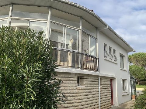 A louer MAISON  D'ARCHITECTE BORD DE MER SAINT PALAIS SUR MER