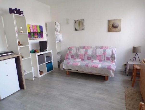 A louer STUDIO  18 M2 BORD DE MER LE POULIGUEN