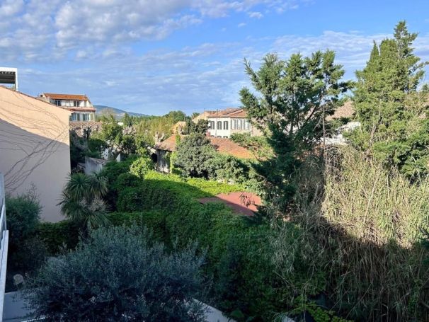 A louer APPARTEMENT T2 38 M2 TERRASSE BORD DE MER COGOLIN