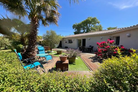 A vendre MAISON  5 PIECES 170 M2 BORD DE MER VENSAC campagne