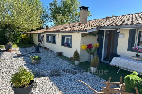 A vendre MAISON  5 PIECES 166 M2  GAILLAN EN MEDOC campagne
