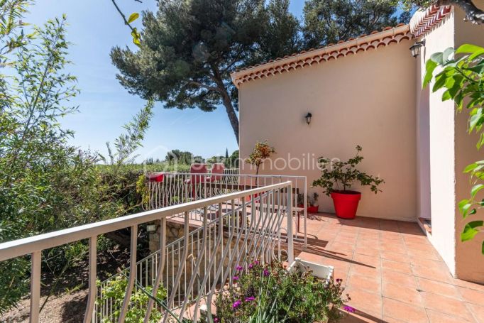 A vendre MAISON  DE MAîTRE VUE MER TOULON