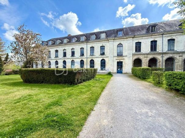A louer APPARTEMENT DUPLEX T4 124 M2  PICQUIGNY