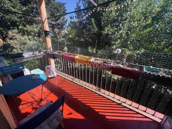 A louer APPARTEMENT T3 63 M2 TERRASSE  PAU