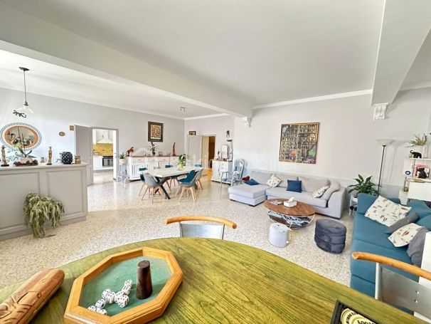 A louer MAISON  DE MAîTRE PLAGE à PIED LA SEYNE SUR MER