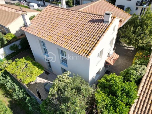 A louer MAISON  DE MAîTRE BORD DE MER BALARUC LES BAINS