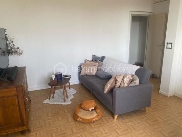 A louer APPARTEMENT T3 55 M2  GRASSE