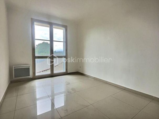 A louer APPARTEMENT T2 43 M2  BRIGNOLES