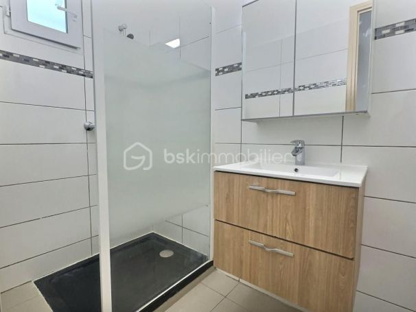 A louer APPARTEMENT T2 43 M2  BRIGNOLES