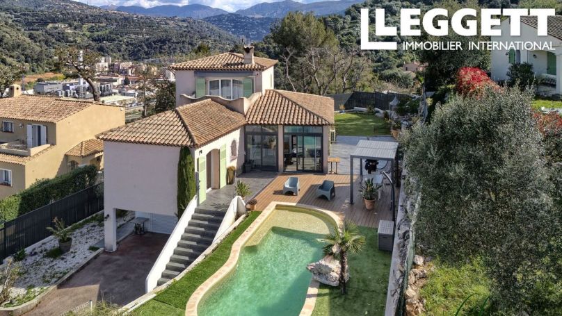 A louer MAISON  4 PIECES 150 M2 BORD DE MER NICE