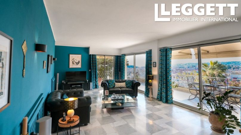 A louer APPARTEMENT T4 112 M2 BORD DE MER NICE