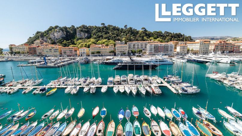 A louer APPARTEMENT T3 69 M2 BORD DE MER NICE