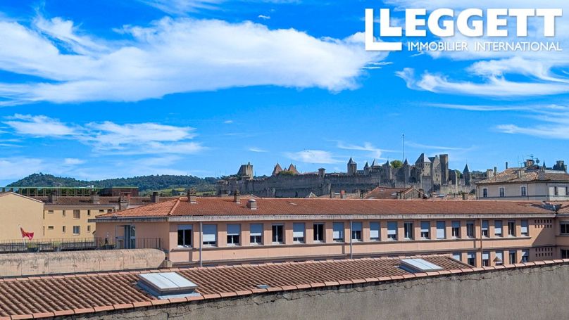 A louer APPARTEMENT T3 100 M2  CARCASSONNE