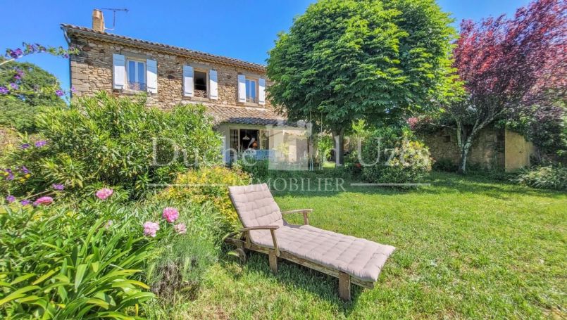 A louer MAISON  DE MAîTRE  UZES