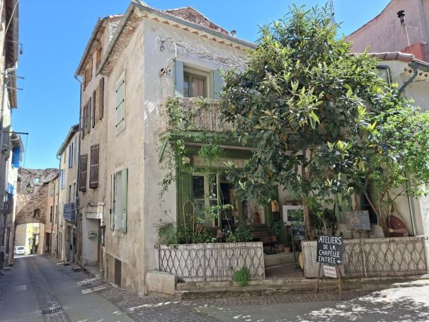 A louer MAISON  DE MAîTRE  OLARGUES