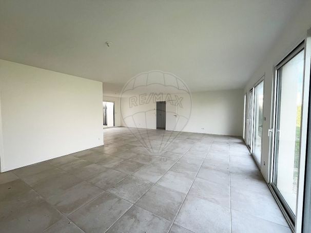 A louer MAISON  5 PIECES 140 M2  MEDIS