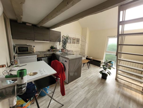 A louer APPARTEMENT DUPLEX T2 33 M2  CARQUEFOU