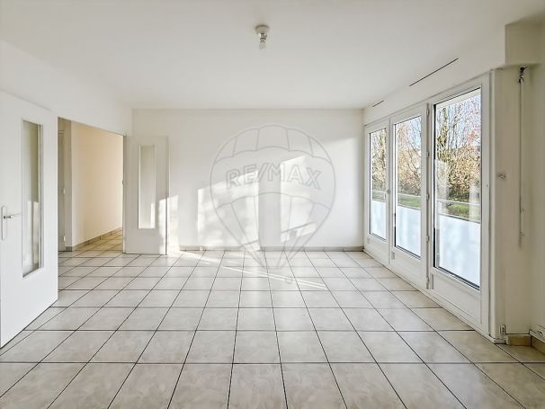 A louer APPARTEMENT T4 74 M2  NANTES