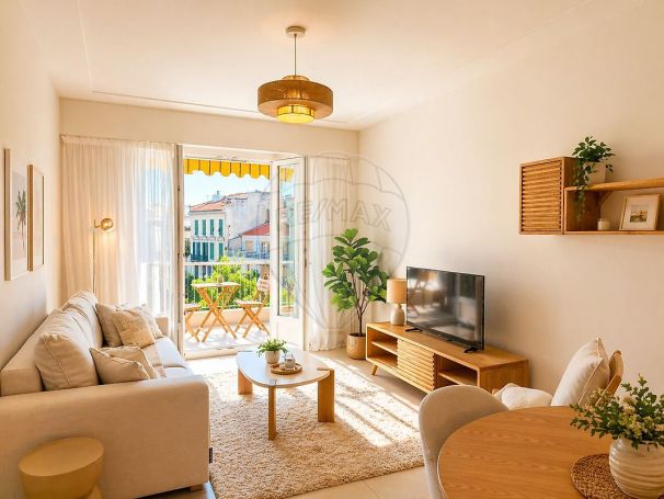 A louer APPARTEMENT DE PRESTIGE T2 54 M2 BORD DE MER NICE