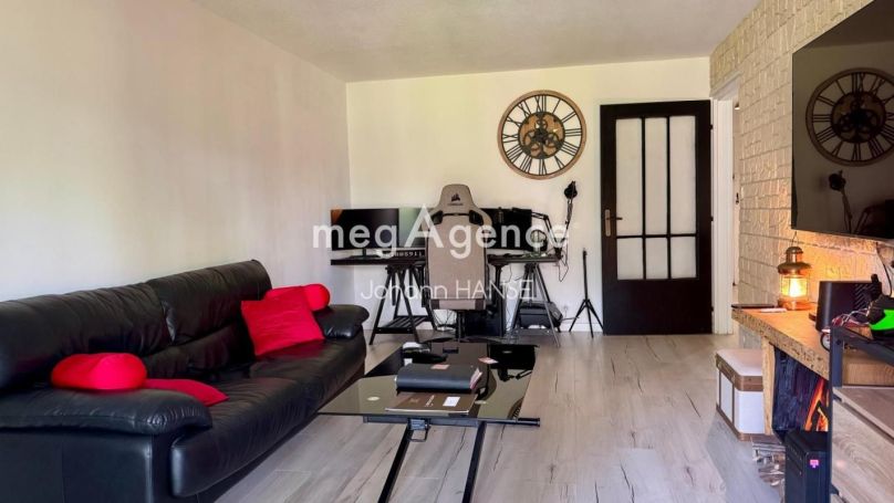 A louer APPARTEMENT T2 54 M2 BORD DE MER FREJUS