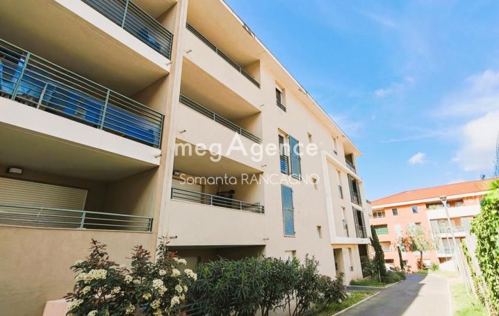 A louer APPARTEMENT T2 49 M2 TERRASSE BORD DE MER FREJUS