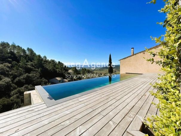 A louer MAISON  6 PIECES 150 M2  TARADEAU