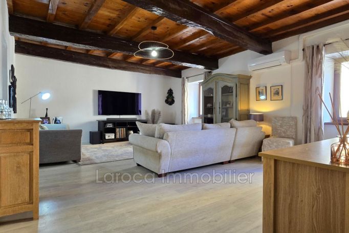 A vendre MAISON  4 PIECES 100 M2  SAINT GENIS DES FONTAINES Village