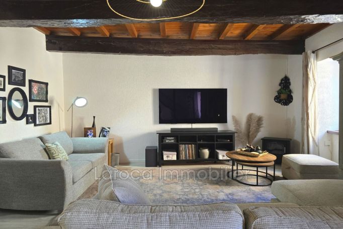A vendre MAISON  4 PIECES 100 M2  SAINT GENIS DES FONTAINES Village