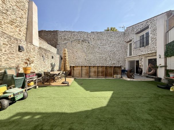 A vendre LOFT  6 PIECES 176 M2  TRAUSSE