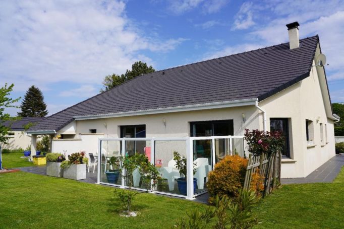 A vendre MAISON  CONTEMPORAINE BORD DE MER AVREMESNIL