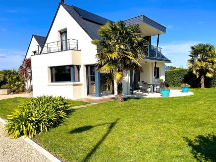 BELLE Maison d'architecte 7 PIECES 220 M&sup2; PROCHE PLAGE LA FORET FOUESNANT