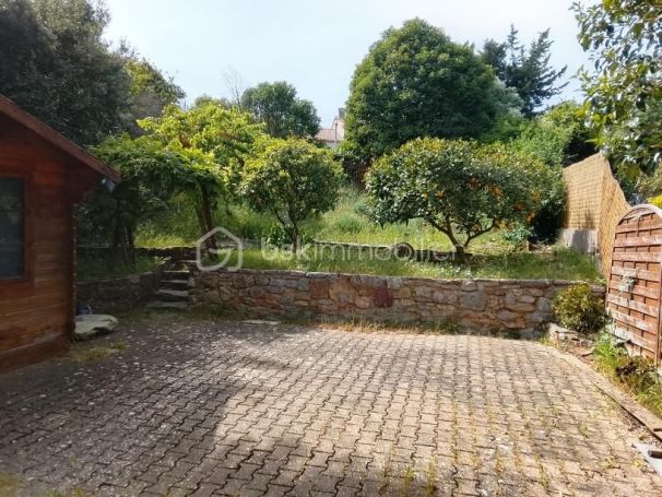 A louer APPARTEMENT T2 50 M2 TERRASSE BORD DE MER HYERES