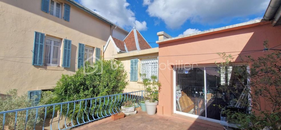 A vendre MAISON  DE MAîTRE  SAINT VINCENT DE TYROSSE