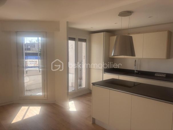 A vendre APPARTEMENT T3 63 M2  PAU