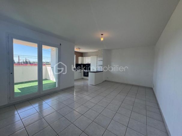 A louer APPARTEMENT T3 56 M2 TERRASSE BORD DE MER NARBONNE