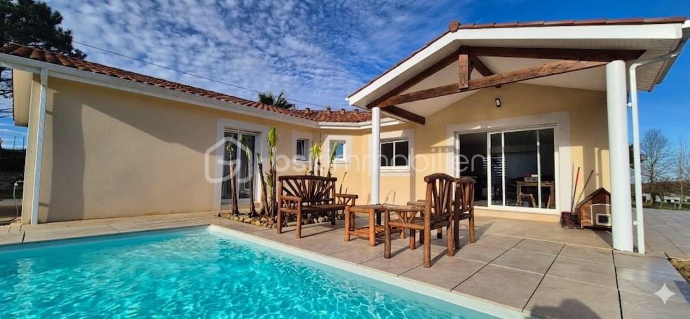 A vendre MAISON  7 PIECES 172 M2  SAINT LON LES MINES