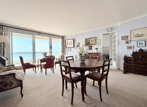 A louer APPARTEMENT T3 64 M2 TERRASSE PIEDS DANS L'EAU PORNICHET