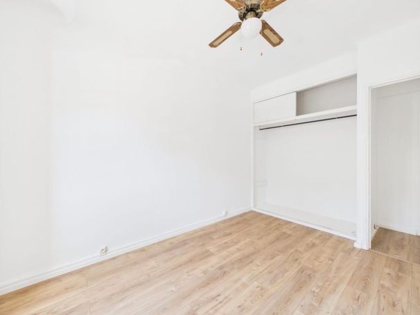 A louer APPARTEMENT T2 45 M2 BORD DE MER AJACCIO